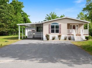 49 Hagop Rd, Salem, NH 03079