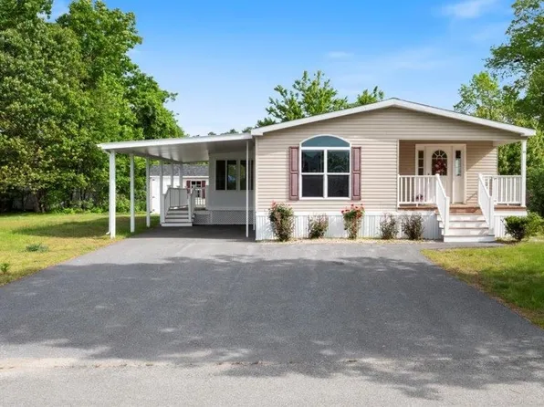 49 Hagop Road, Salem, NH 03079