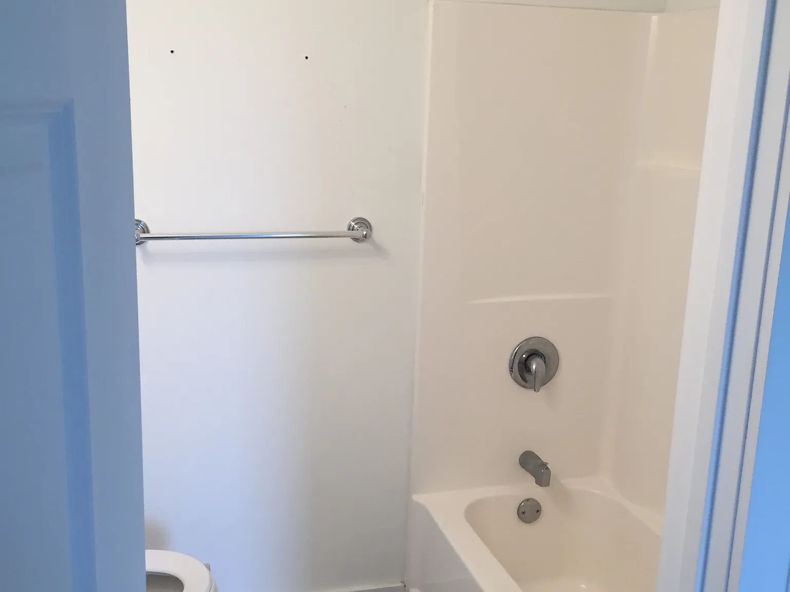 1 bed, 900 sqft, $1,600 — Photo 4