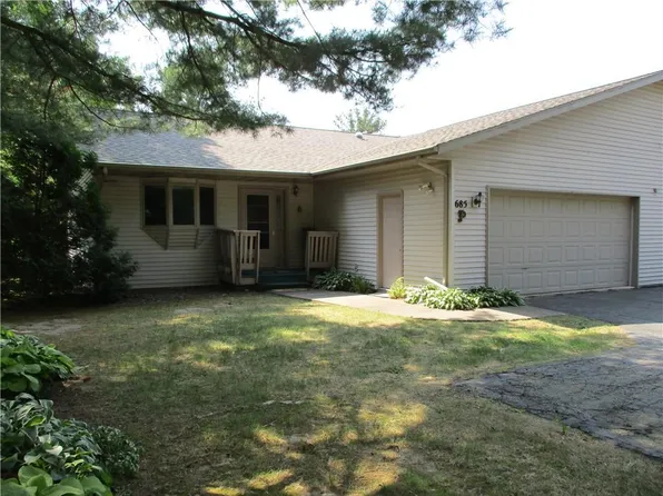 685 South Oak Street, Barron, WI 54812