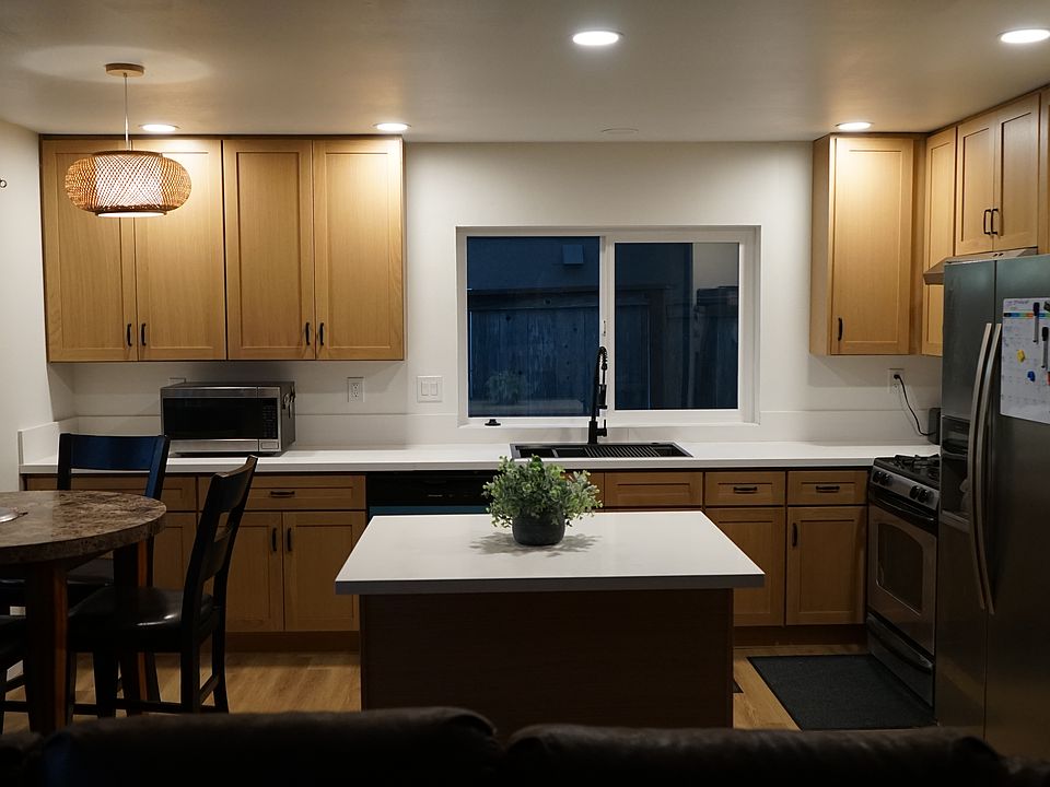 1st image of 2148 Bluewater Ln