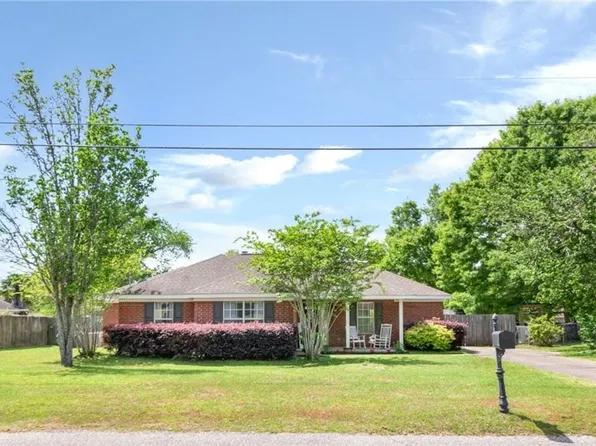 2065 Whip Poor Will Ct S, Semmes, AL 36575