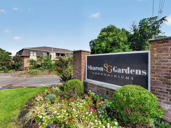 312 Sharon Garden Ct, Woodbridge, NJ 07095