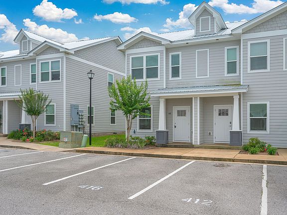 3rd image of 416 Date Palm Ln