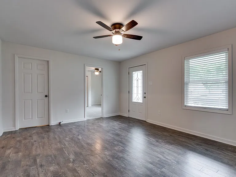 142 Morningside Ln — Photo 4