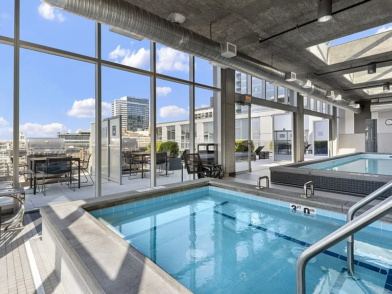 JeffJack Apartments — Photo 47