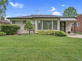 12856 Fenton Ave, Redford, MI 48239