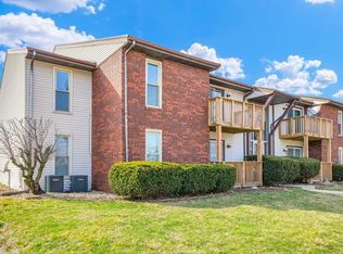 713 Fairmont, Bloomington, IL 61704