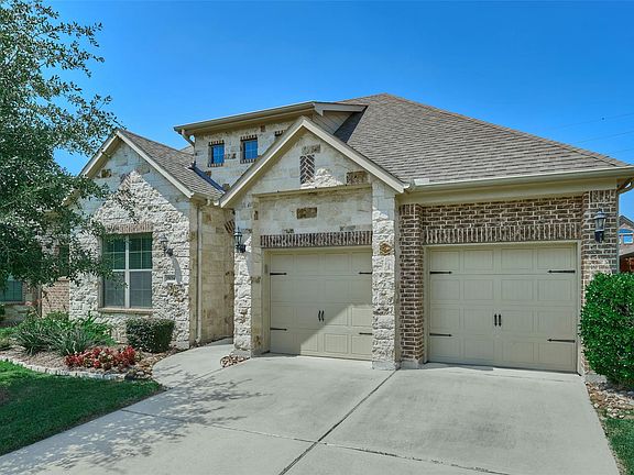 2nd image of 19034 N Highlands Bayou Dr