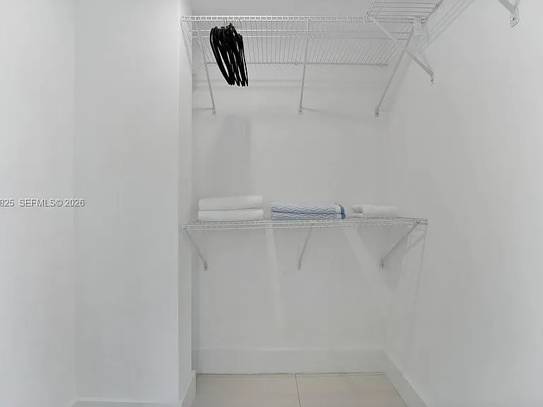 9261 E Bay Harbor Dr #507 — Photo 23