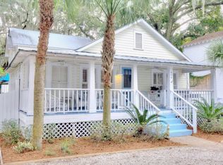 404 Oak St, Saint Simons Island, GA 31522