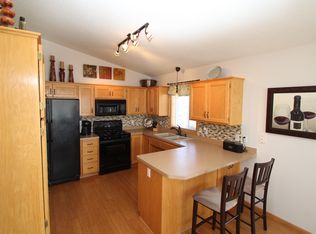 10808 Sunset Ter N, Brooklyn Park, MN 55443