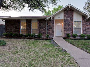 9105 Linda Vista Dr, Rowlett, TX 75088