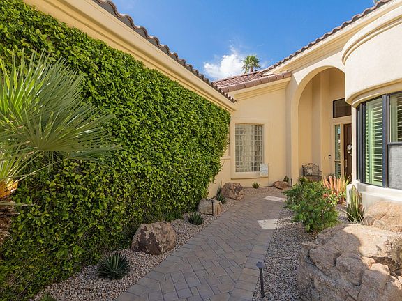 3rd image of 11748 E Del Timbre Dr