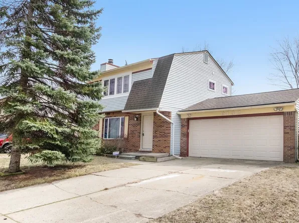 9132 Ascot Dr, Ypsilanti, MI 48198