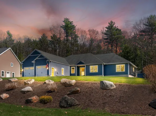 45 Parkside Drive, Biddeford, ME 04005