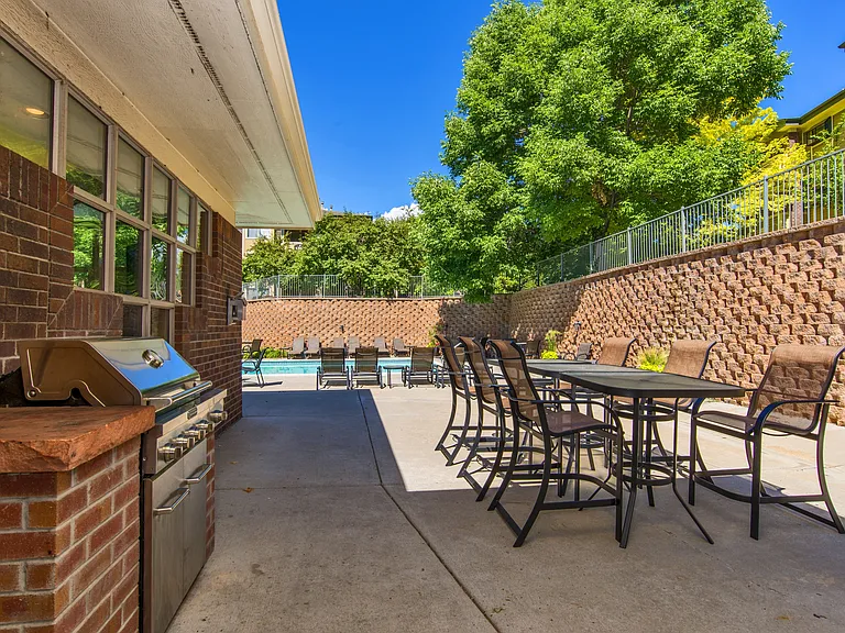 The Buttes Apartments — Photo 30