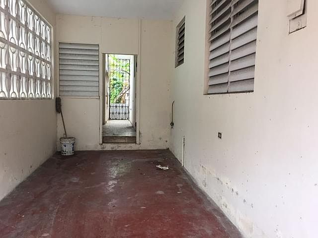 2nd image of 321 Palacios
