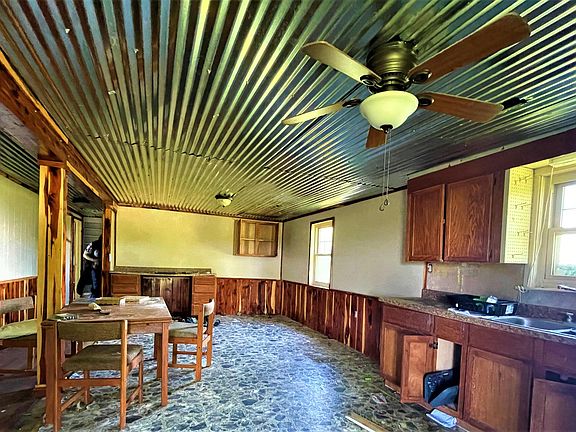 2nd image of 993 County Road 4021