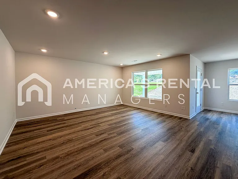 9908 Sequoyah Cove Dr SE — Photo 19