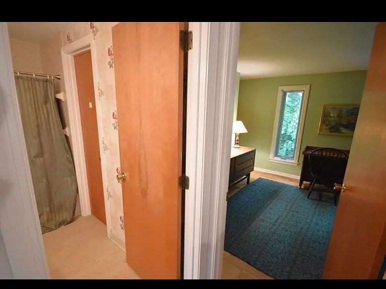 9 Chadwick Ct #9 — Photo 17