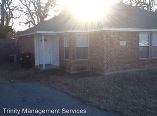 1557 Greenwood Rd #101, Weatherford, TX 76088