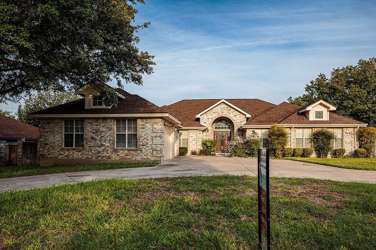 123 Medicine Bow Trl, Del Rio, TX 78840 Zillow