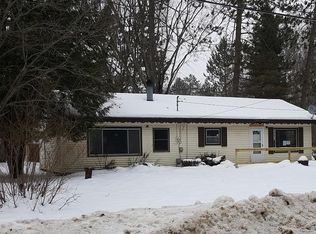 3940 E Higgins Lake Dr, Roscommon, MI