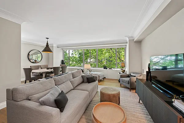 Sold by Corcoran | media 19