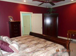 133 Saint Charles Ave, Florence, MS 39073