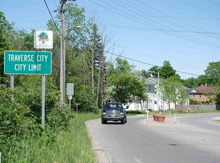 1218 W Front St, Traverse City, MI 49684