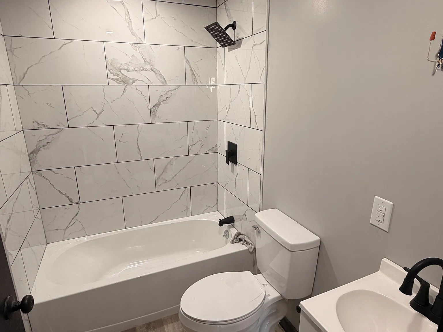 2 bed, 750 sqft, $1,075 — Photo 4