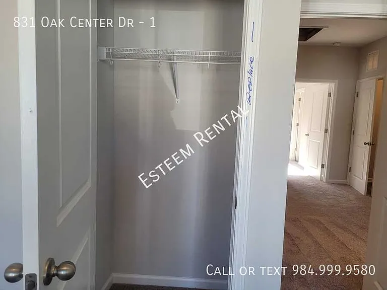 831 Oak Center Dr #1 — Photo 15