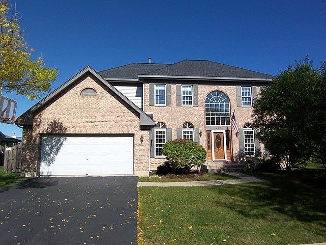1st image of 413 Cambridge Dr