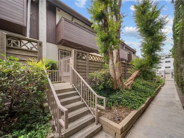 7130 Glade Ave Unit J, Canoga Park, CA 91303
