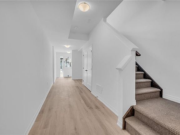 5th image of 461 Blackburn Dr #90