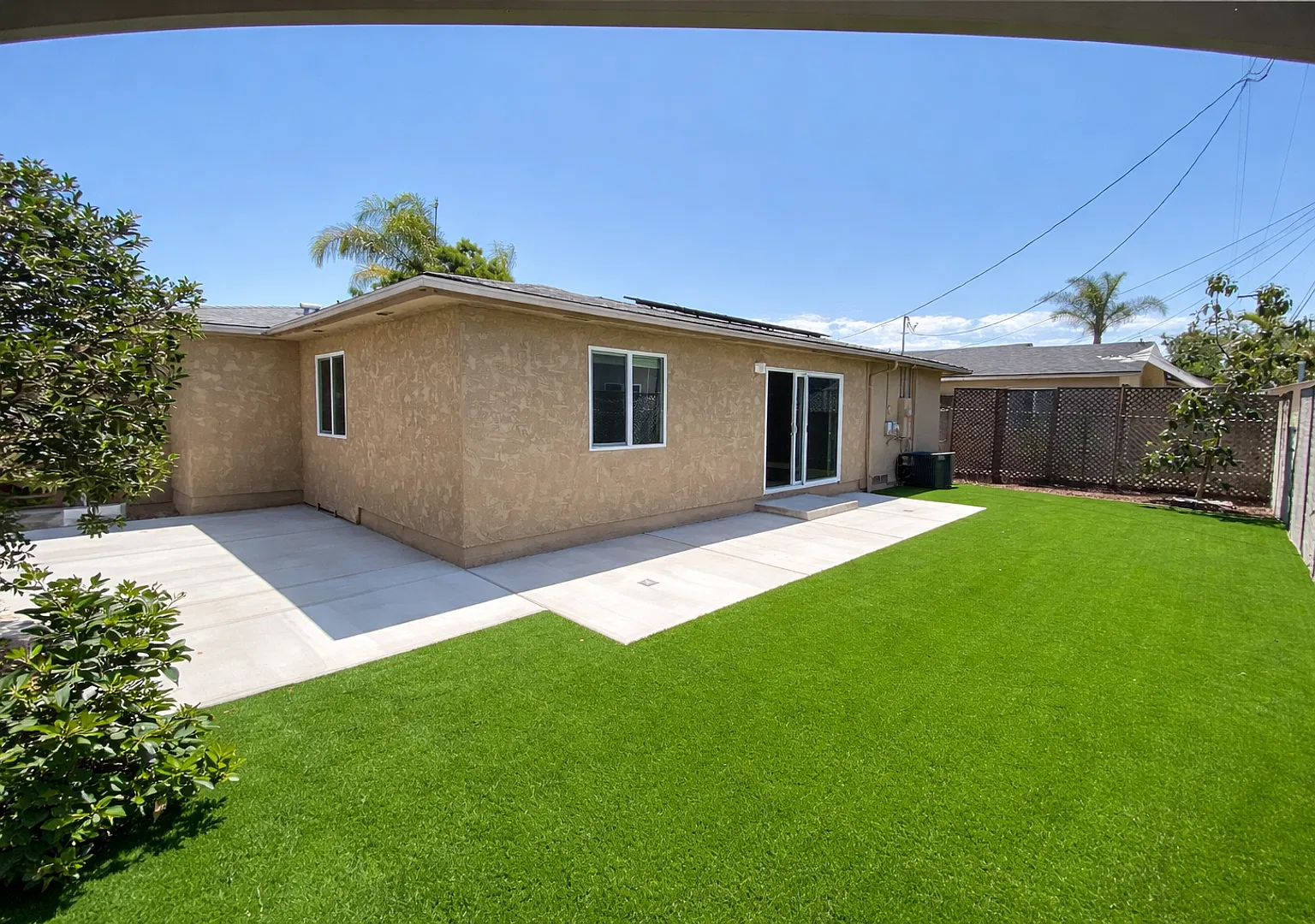 8BD/3BA, Great Yard and Patio! — Photo 2