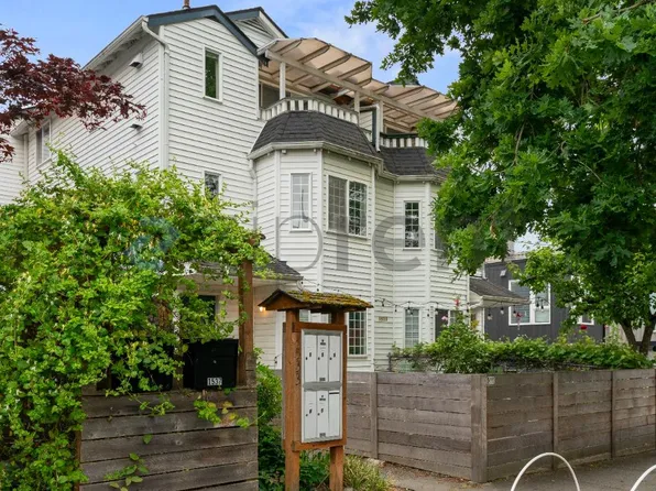 1533 18th Ave S APT 3, Seattle, WA 98144