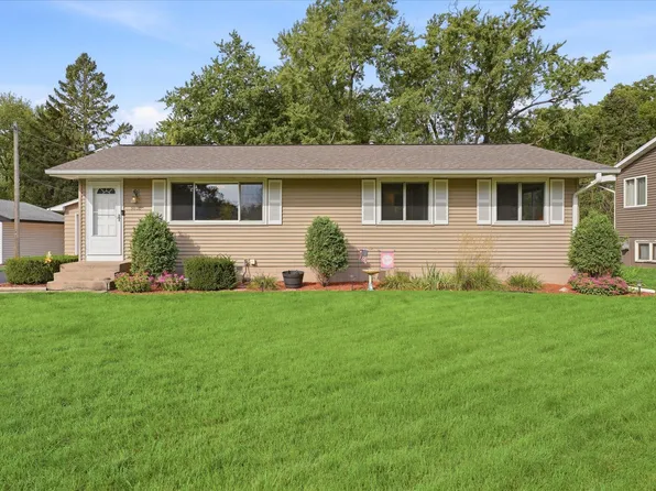 9800 3rd St NE, Blaine, MN 55434