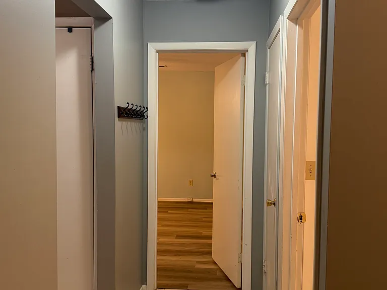 1103 Broadford Dr — Photo 31