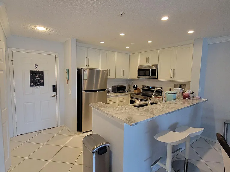 2400 Feather Sound Dr #1126 — Photo 6