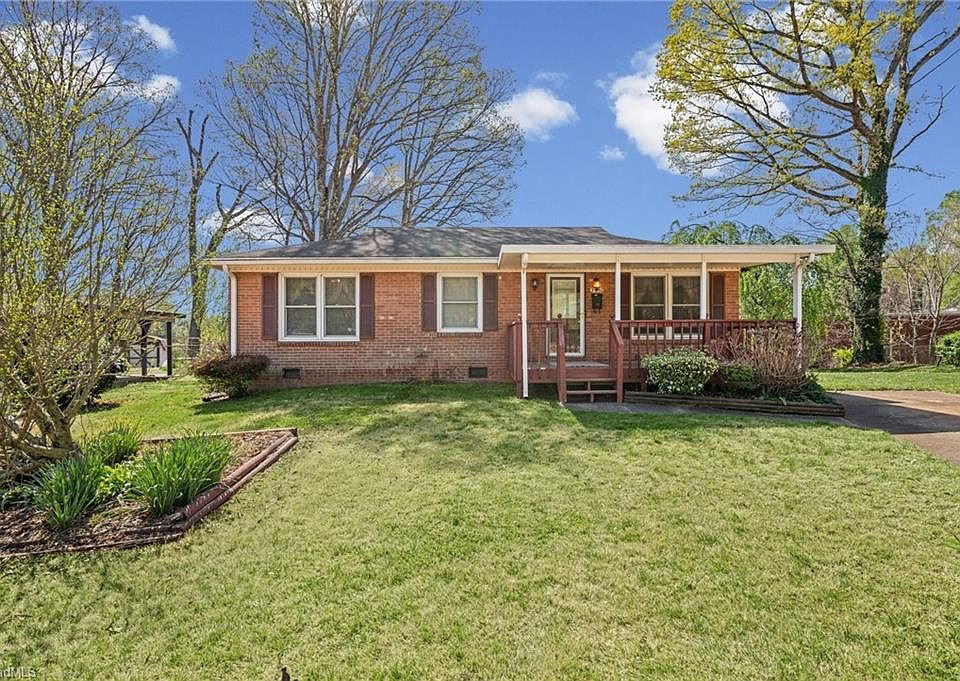 1st image of 3950 Burnham Cir