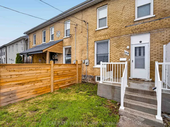 149 Stewart St, Peterborough, ON K9J 3M3