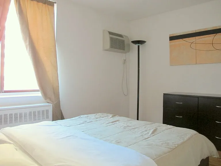 165 E 89th St #3F — Photo 13
