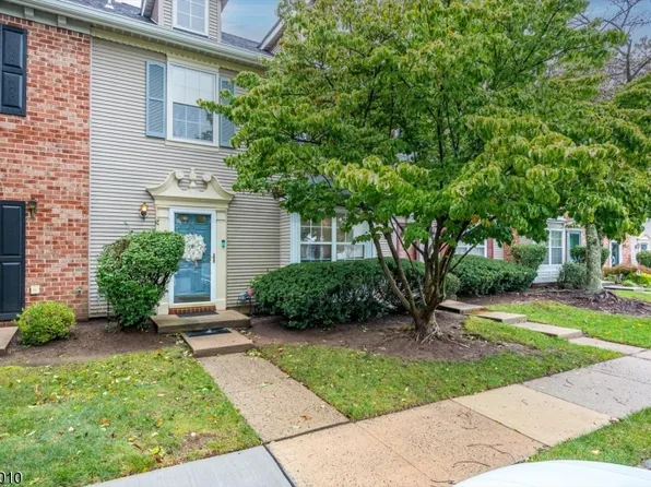 26 Townsend Ct #26, Franklin Twp., NJ 08823