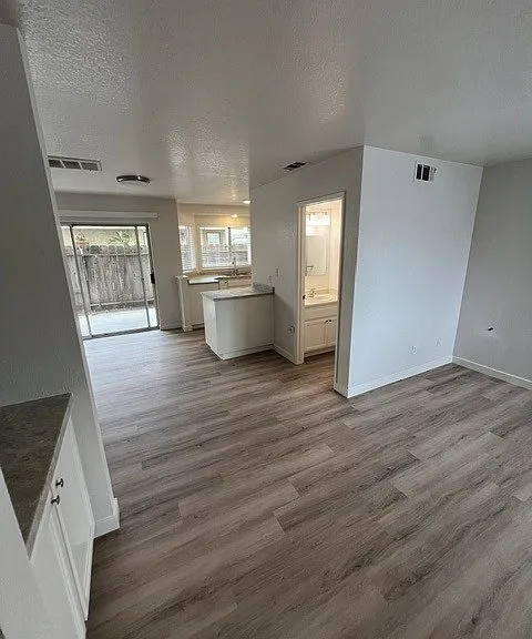 2460 Ocean St #C — Photo 7
