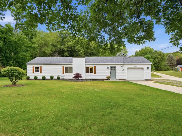 6436 Myers Lake Ave NE, Rockford, MI 49341