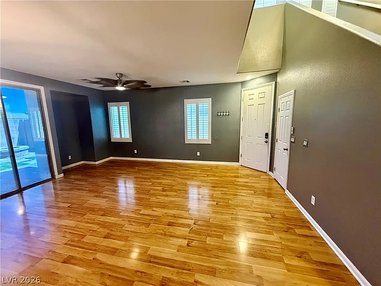 8304 Strawberry Spring St — Photo 7