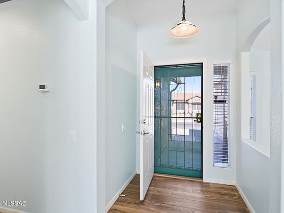 3rd image of 2551 W Camino Del Medrano