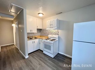 802 Sunset Rd, Colorado Springs, CO 80909